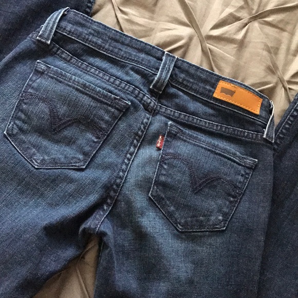 Jeans - Picture 3 of 4